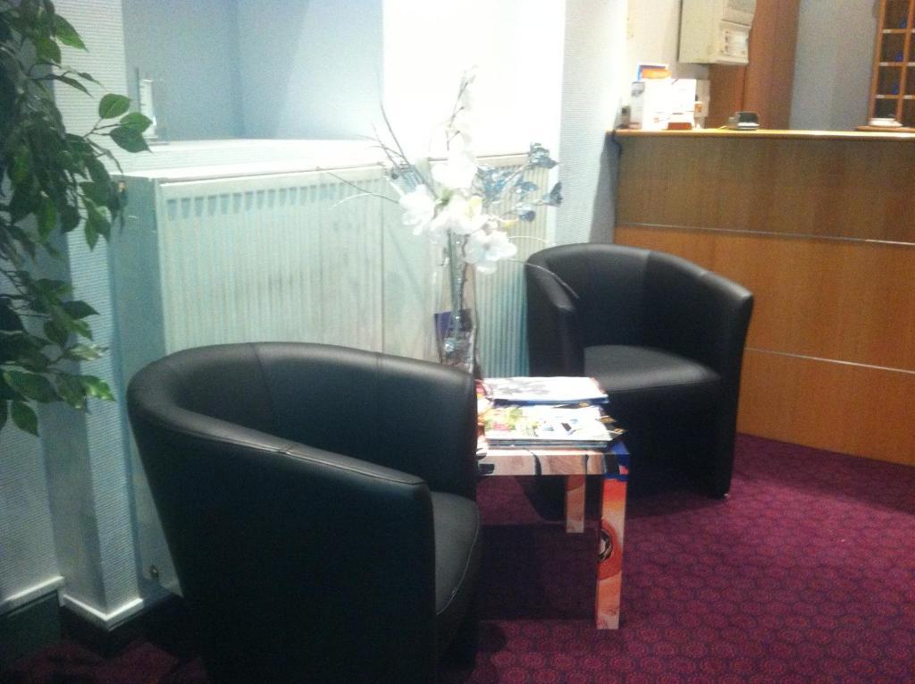 Amadeus Hotel Sarreguemines Esterno foto